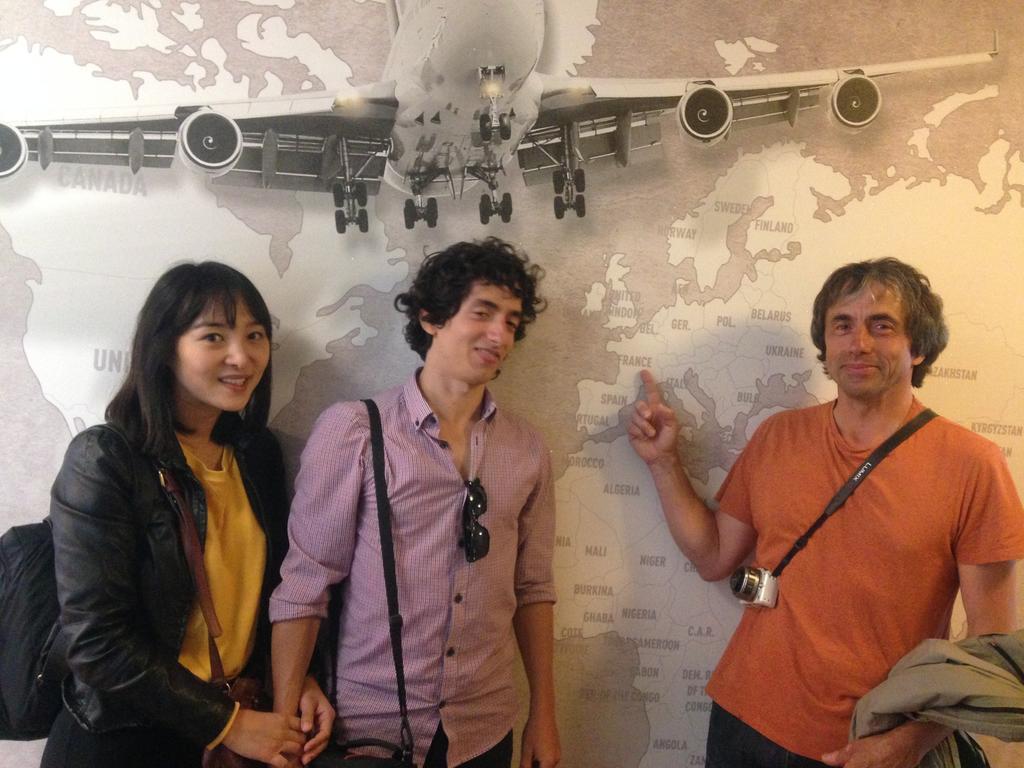 Champ Hostel Busan Bagian luar foto