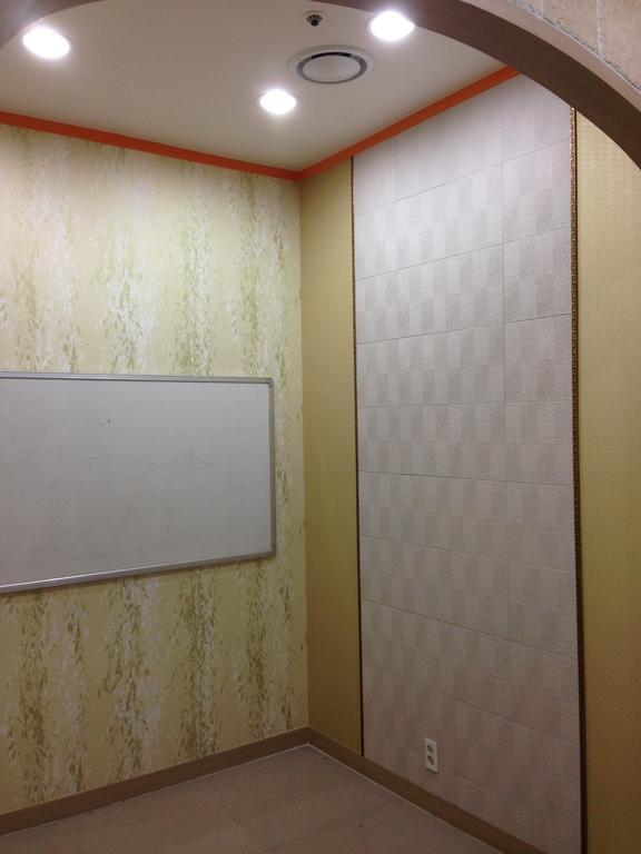 Champ Hostel Busan Bagian luar foto